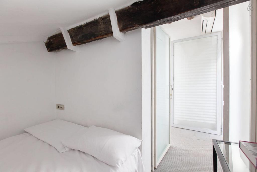 Casa Milano- Apartments And Rooms Room photo